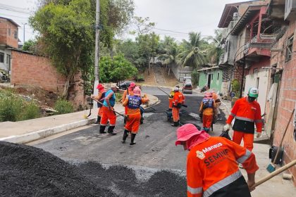 Manutenção asfáltica em Manaus pela Prefeitura recupera rua Aires da Cunha no Alvorada