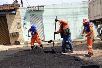 Recuperação asfáltica na Rua do Rei, no bairro Flores, é concluída e via liberada para circulação