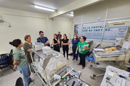 Maternidade Dr. Moura Tapajóz ministra curso sobre transporte do recém-nascido de alto risco em Manaus