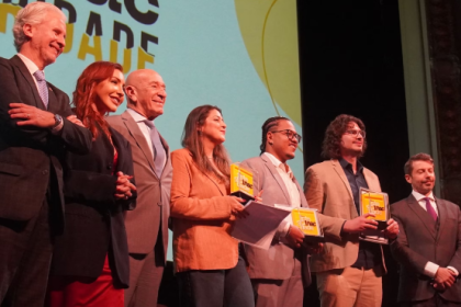 Jornalista Paula Litaiff participa de premiação nacional para jornalistas locais