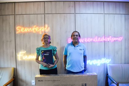 Prefeitura de Manaus inicia entrega de prêmios da campanha Dia dos Pais Premiado nas galerias e no shopping
