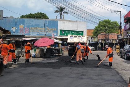 Prefeitura de Manaus recupera rua São Pedro e melhora acesso à avenida Torquato Tapajós na zona Oeste