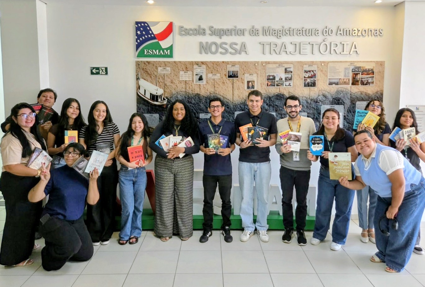 Doação de livros da Esmam distribui 719 exemplares para remição de penas e ações do TJAM