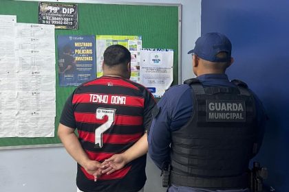 Guarda Municipal de Manaus detém pessoa com mandado por estelionato e apreende motocicleta com placa adulterada em duas ocorrências