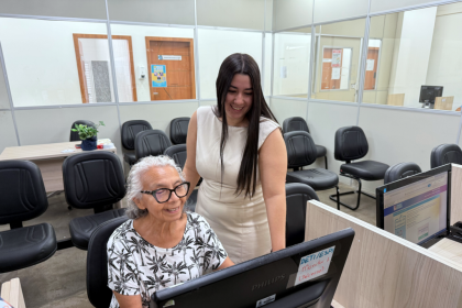Prefeitura de Manaus encerra inscrições do Bolsa Universidade 2027 com 19.930 vagas e suporte presencial aos candidatos