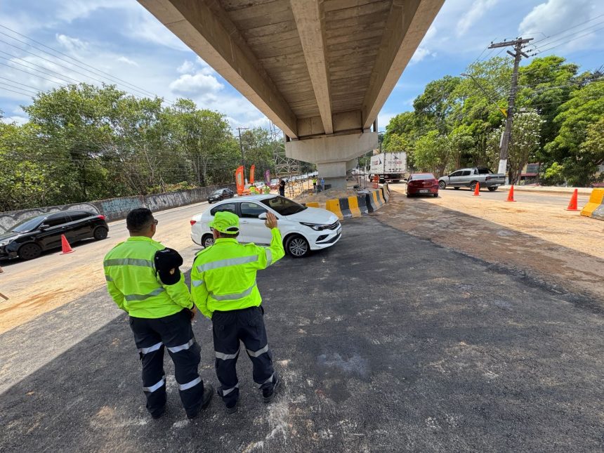 Prefeitura de Manaus libera retorno no Passarão e reduz trajeto entre avenidas Brasil e Coronel Teixeira na zona Oeste