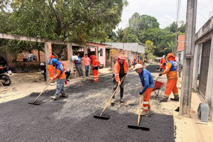 Manaus realiza manutenção asfáltica na rua Patuá e recupera cerca de 100 metros da via