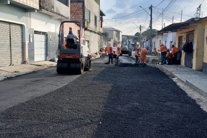 Prefeitura de Manaus conclui manutenção asfáltica em ruas do bairro Tancredo Neves e restaura condições de tráfego