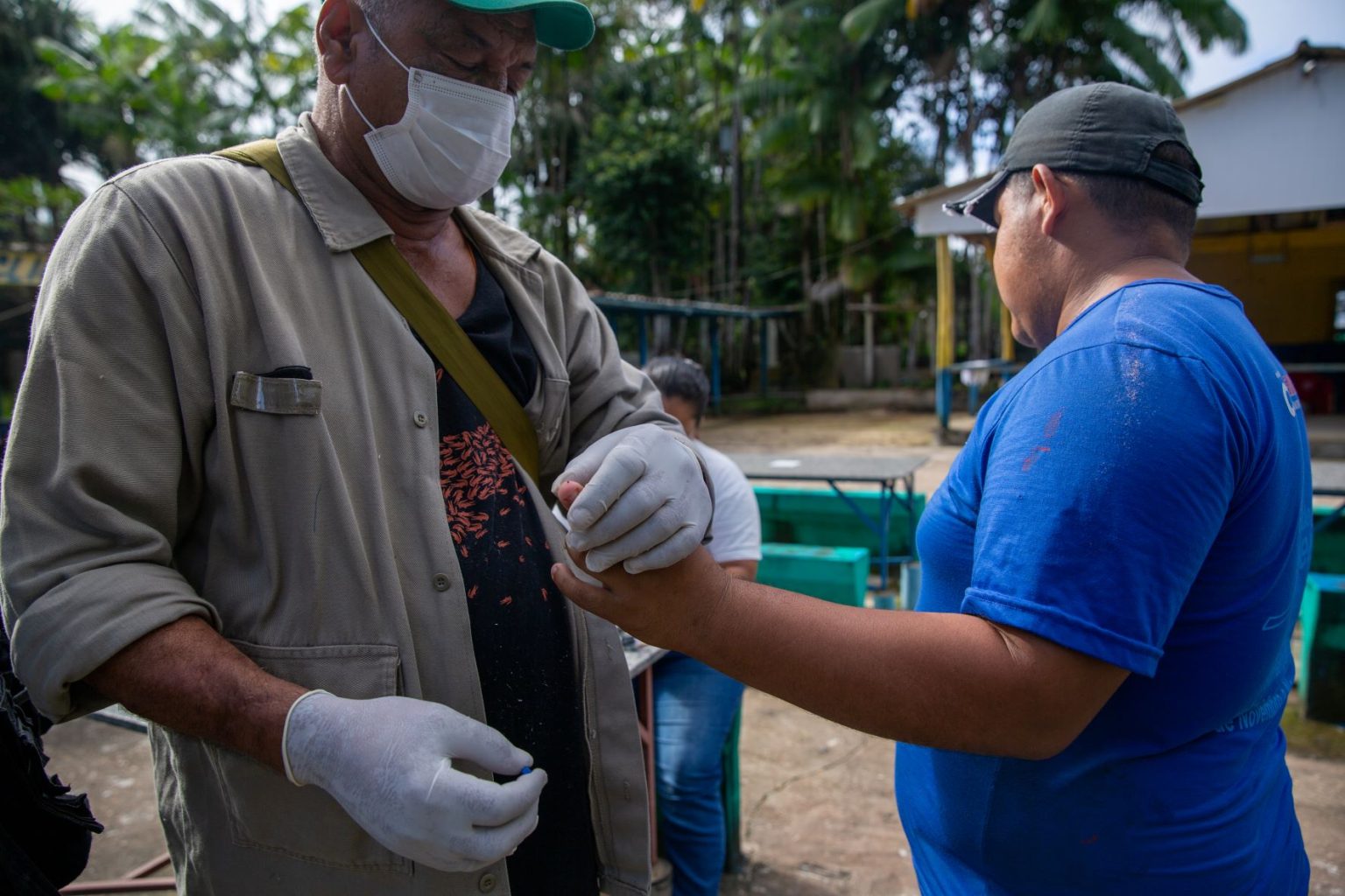 Manaus reforça orientações da Semsa sobre prevenção da malária em balneários e comunidades