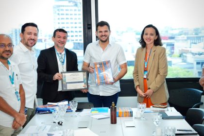 Prefeito de Manaus se reúne com Caixa Econômica Federal para avançar projetos de habitação e infraestrutura na capital