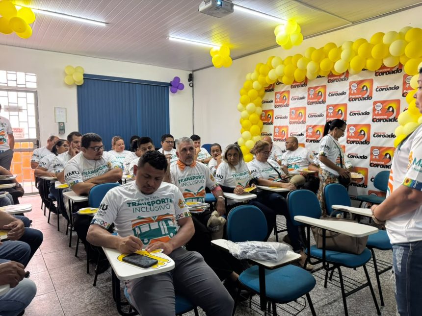 Prefeitura de Manaus realiza treinamento de transporte inclusivo para motoristas e cobradores visando atendimento a idosos e PcDs