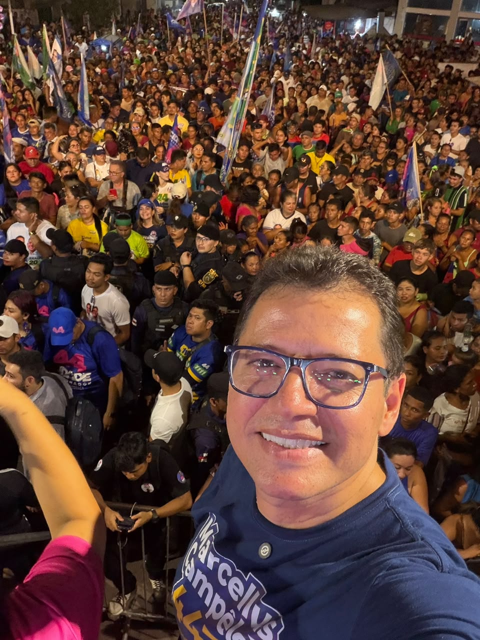 Marcellus Campêlo percorre o Baixo Amazonas e é recebido com festa e carreata por onde passa
