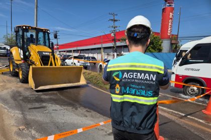 Rompimento de adutora em Manaus afeta abastecimento na zona Centro-Sul e mobiliza Ageman a fiscalizar