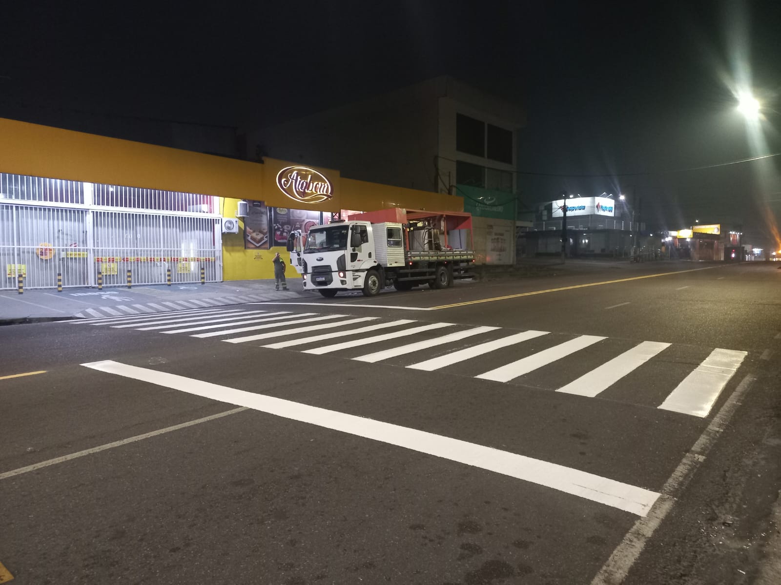 Prefeitura reforça sinalização viária em 12 bairros de Manaus durante Semana Nacional de Trânsito