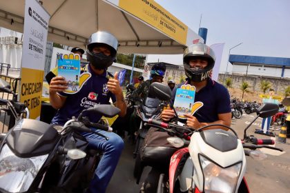 Pit stop educativo para motociclistas reúne IMMU e Abraciclo em ação de prevenção em Manaus