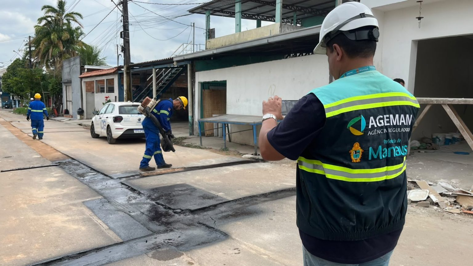 Prefeitura de Manaus monitora ampliação da rede de abastecimento de água no Lago Azul com 15 mil metros e atendimento a mais de 5 mil pessoas