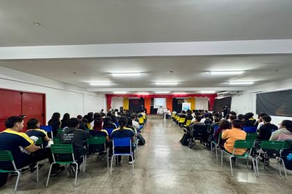 Procon Manaus leva orientações sobre direitos do consumidor a alunos da rede municipal em 29/9