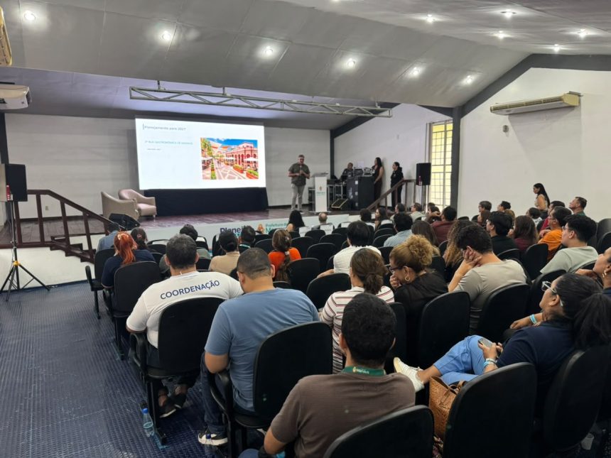 Planeja Manaus 2026 reúne Implurb para esclarecer serviços urbanísticos e apresentar planejamento para 2027