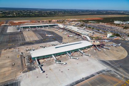 Brasília Air Show 2026 aumenta fluxo e obriga chegada antecipada ao Aeroporto Internacional de Brasília neste domingo