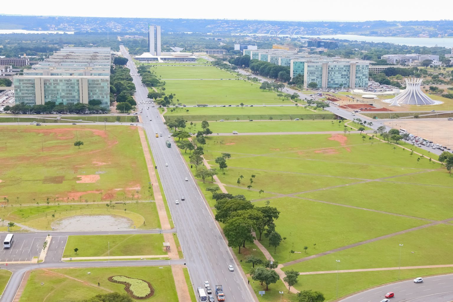 Esplanada dos Ministérios terá interdição das vias N1 e S1 neste sábado (5) das 6h às 11h para ensaio do 7 de Setembro