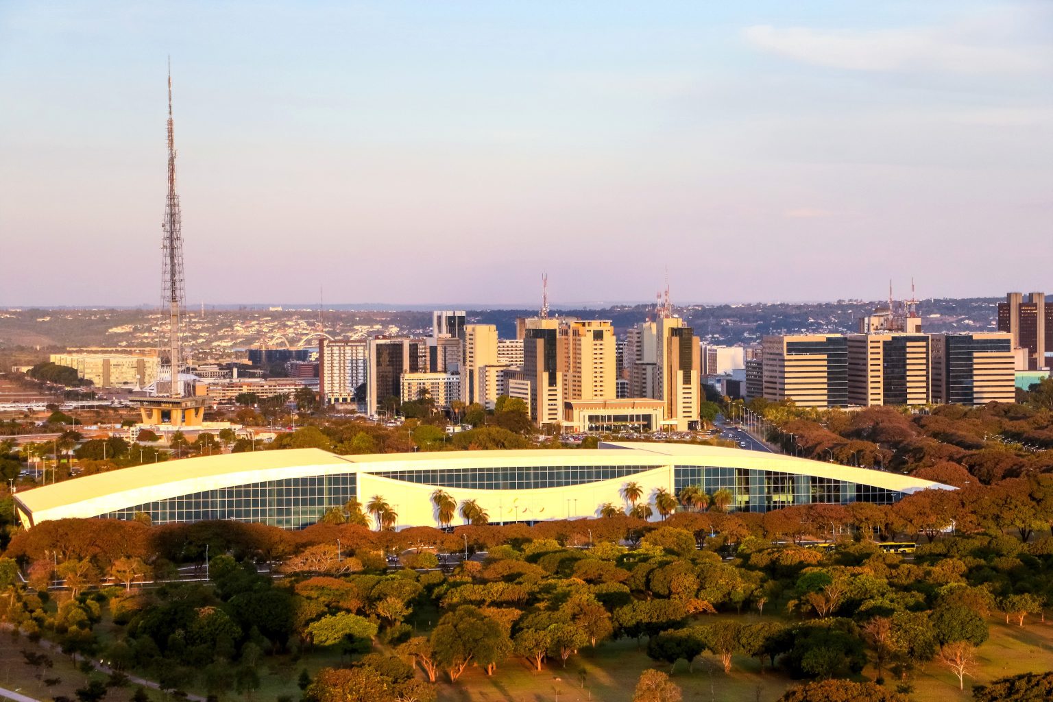 Alterações no trânsito em Brasília por exposição, filmagens e eventos entre 5 e 7 de setembro