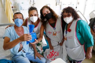 Serviço Auxiliar Voluntário do Hospital de Base mantém acolhimento há seis décadas e atende milhares mensalmente