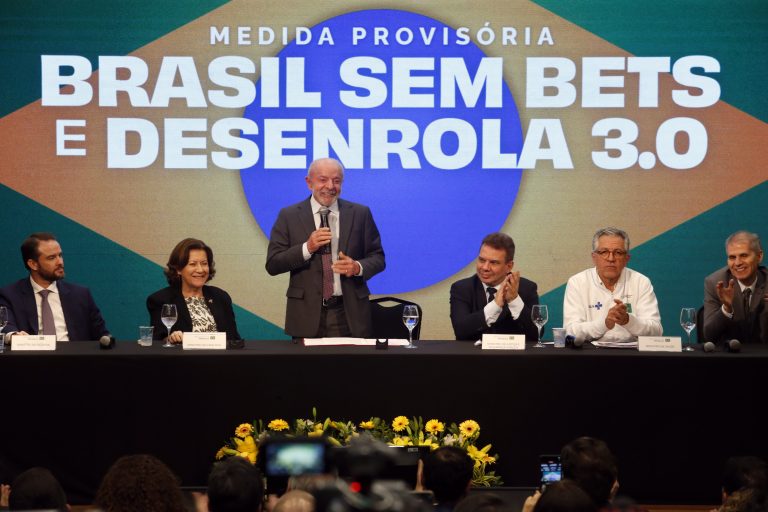 Governo envia ao Congresso projeto que tipifica crimes e publicidade das bets e reforça MP 1394/26