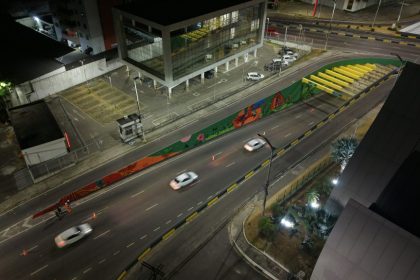Prefeitura de Manaus revitaliza viaduto Antônio Simões com grafite e pintura em intervenção noturna