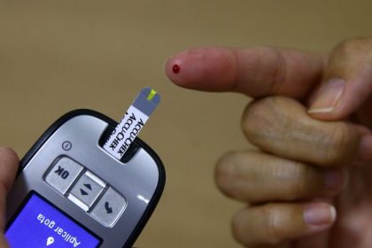 Projeto de lei prevê oferta de testes rápidos de glicose em abordagens de trânsito para evitar punições indevidas