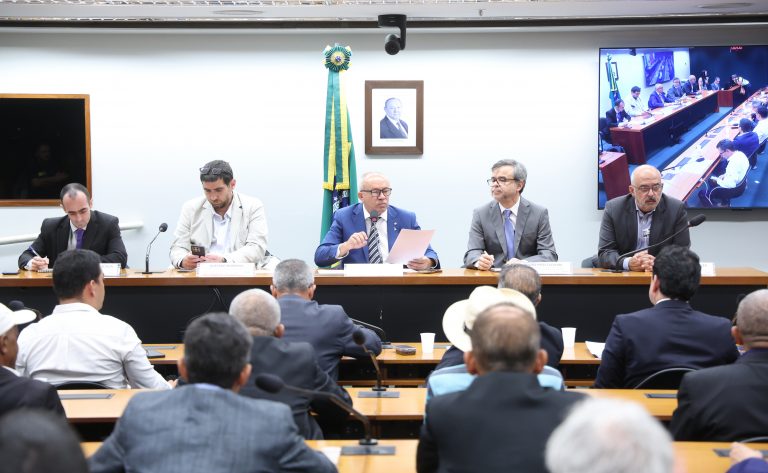 ICMBio pode reanalisar multas ambientais em Minas Gerais após audiência pública na Câmara
