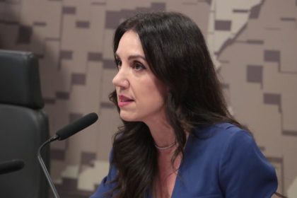 Assistente virtual permite registro de boletim 24 horas e amplia atendimento a vítimas de violência contra mulheres