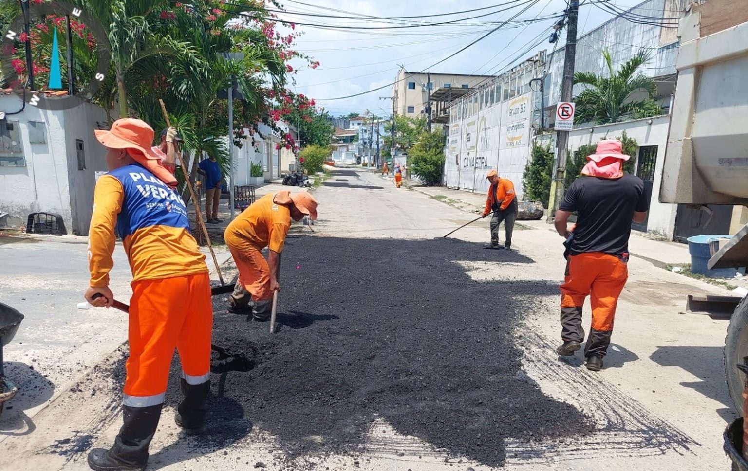 Prefeitura de Manaus conclui recuperação asfáltica da rua Virgínia Wolf e melhora circulação no Parque 10 de Novembro