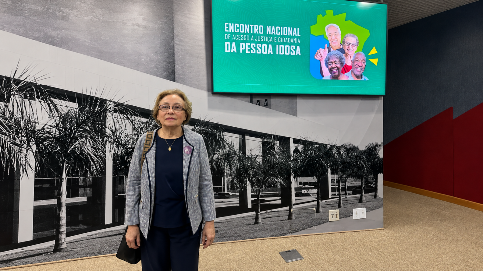 Desembargadora do TJAM participa de encontro nacional sobre pessoa idosa e visita iniciativas do TJDFT para fortalecer ações