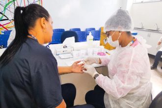 Prefeitura de Manaus amplia ações de prevenção ao câncer de mama na zona Leste durante Outubro Rosa