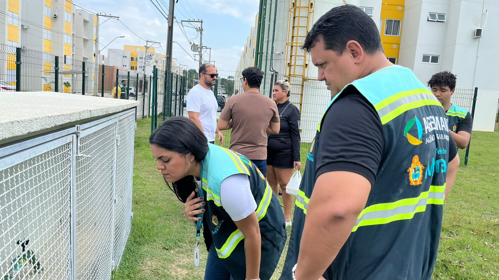 Vistoria apura causas de faturas de água e esgoto elevadas no Morar Melhor em Manaus