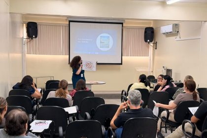 Gestão de maternidades avança na Maternidade Dr. Moura Tapajóz com oficina de acolhimento em Manaus