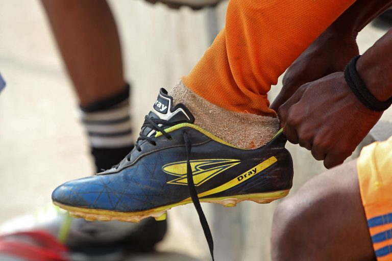 Projeto cria Programa Nacional Nenhuma Criança Sem Bola para distribuir materiais esportivos a estudantes em situação de vulnerabilidade