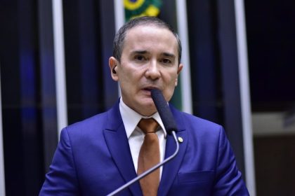Câmara aprova incentivos de crédito para estimular contratação de pessoas com deficiência