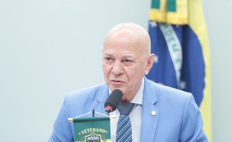 Projeto cria Programa Nacional de Geração Distribuída com créditos de carbono para pequenos geradores em residências e comércios