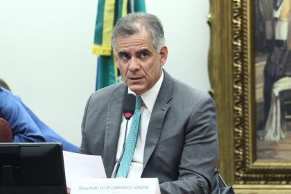 Projeto na Câmara estabelece regras para representação digital de direitos ligados a imóveis e condiciona validade ao registro na matrícula