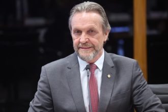 Plenário pode votar projeto que aumenta limite de faturamento do MEI para R0 mil em 2028 na Câmara dos Deputados