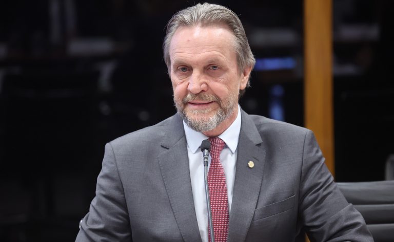 Plenário pode votar projeto que aumenta limite de faturamento do MEI para R0 mil em 2028 na Câmara dos Deputados